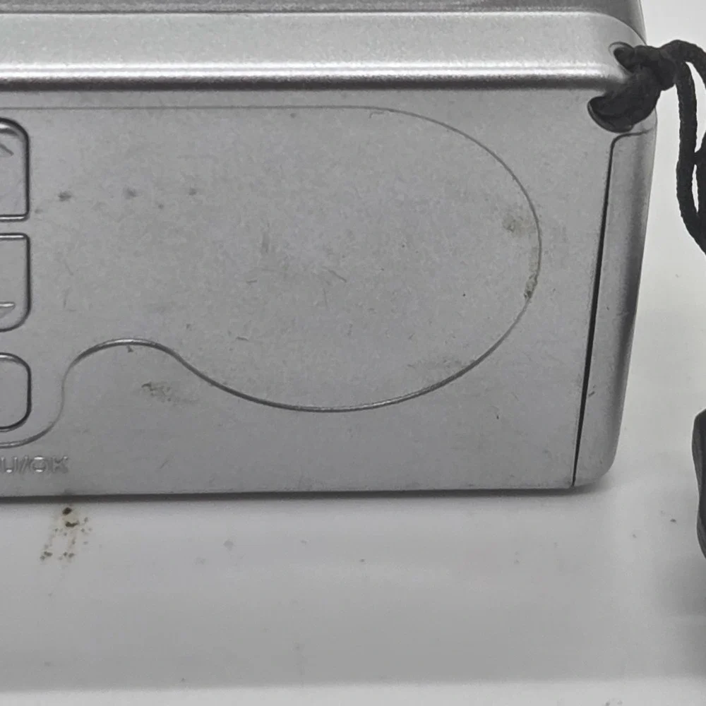 AIPTEK PocketCamX CUO-L22 Silver Digital‎ Camera Pocket Cam VTG
